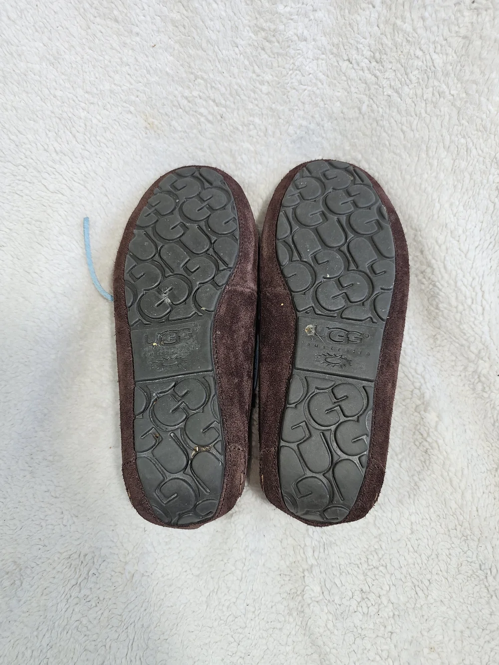 UGG Dakota Chocolate & Blue Suede Moccasin Slippers Shoes WOMEN'S SIZE 8.